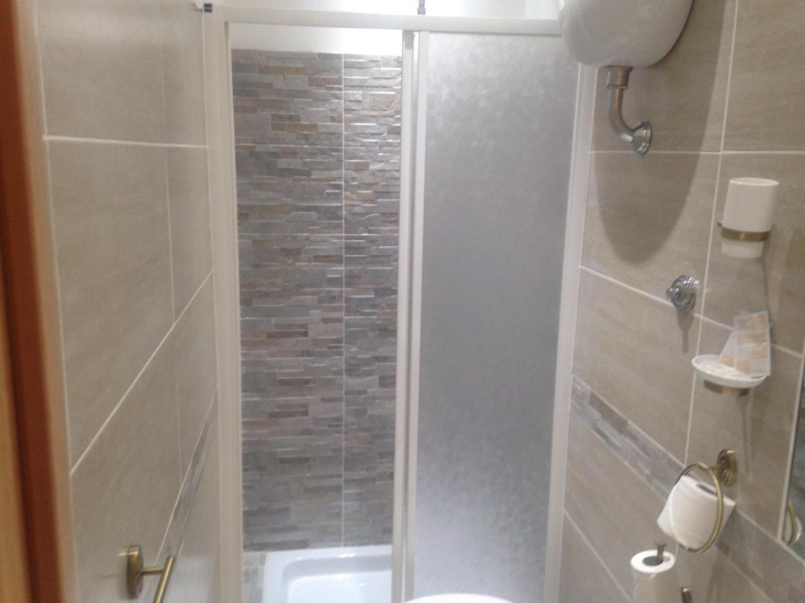 Guest House Hola Roma Bagian luar foto